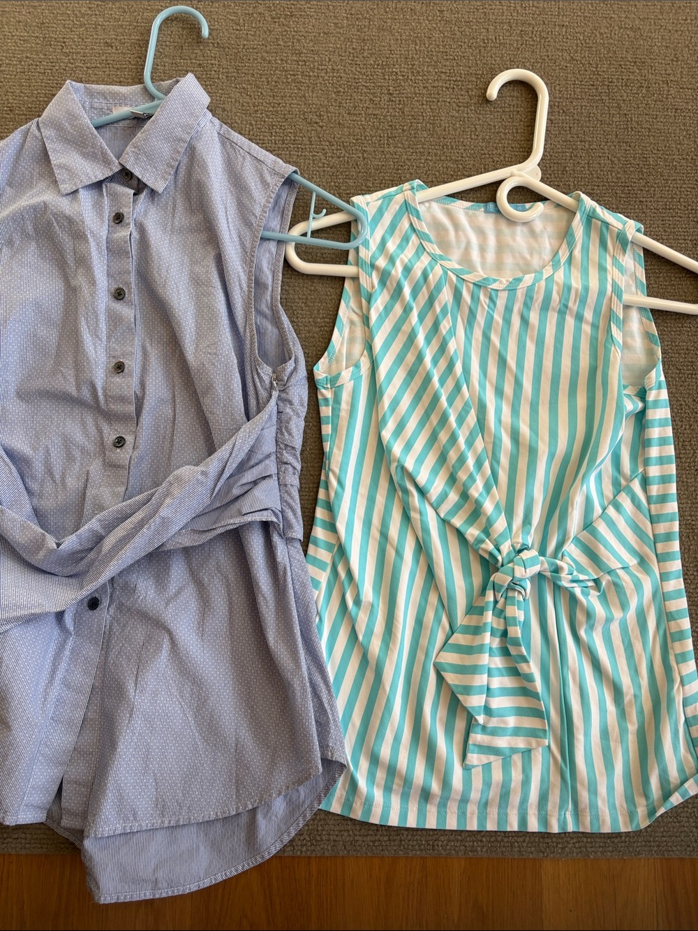 Two tops in mint condition . 
Derek Lamb sz 4/J McLaughlin cs Front Sleeveless